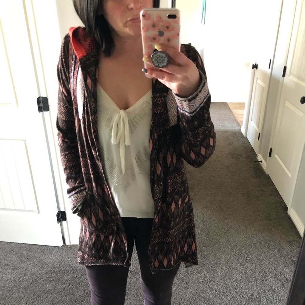 Gimmicks Cardigan